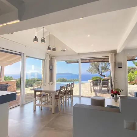 Anatoli - Luxury Seafront With Private Infinity Pool *