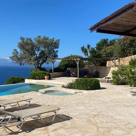 Anatoli - Luxury Seafront With Private Infinity Pool * シヴォタ