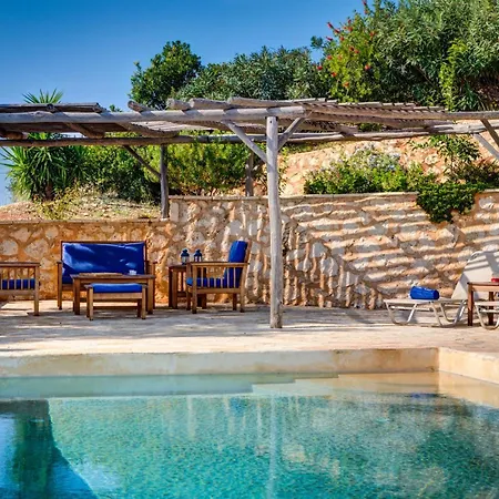 Anatoli - Luxury Seafront With Private Infinity Pool