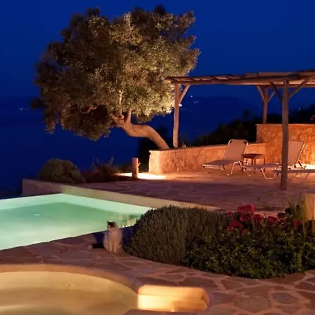 Anatoli - Luxury Seafront With Private Infinity Pool ヴィラ *