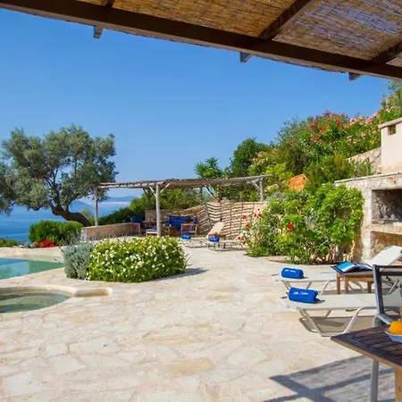Anatoli - Luxury Seafront With Private Infinity Pool ヴィラ